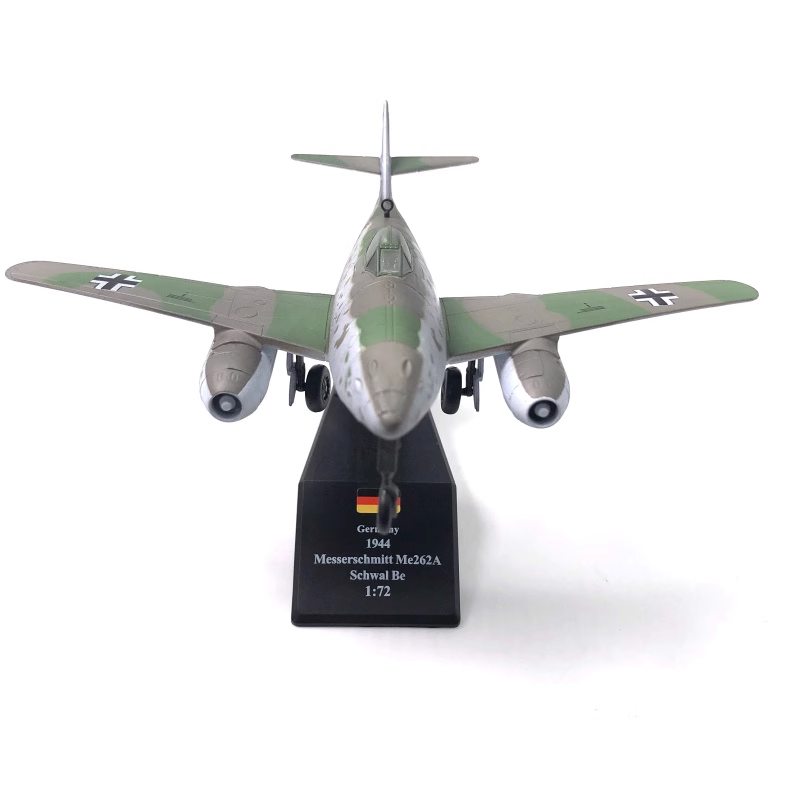 1/72 Messerschmitt Me 262 Fighter Aircraft And Fighter-Bomber Airplane Model
