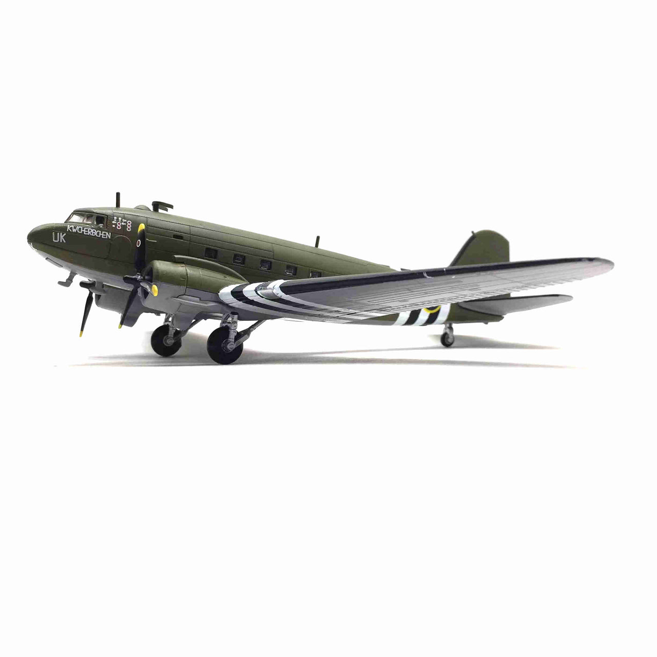 1/100 Douglas C-47 Skytrain Military Transport Aircraft Airplane Model