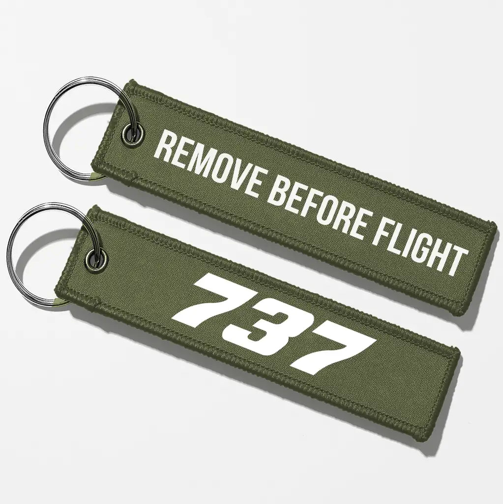 Boeing 737 Flat Text Key Chains - Green Army - Remove Before Flight