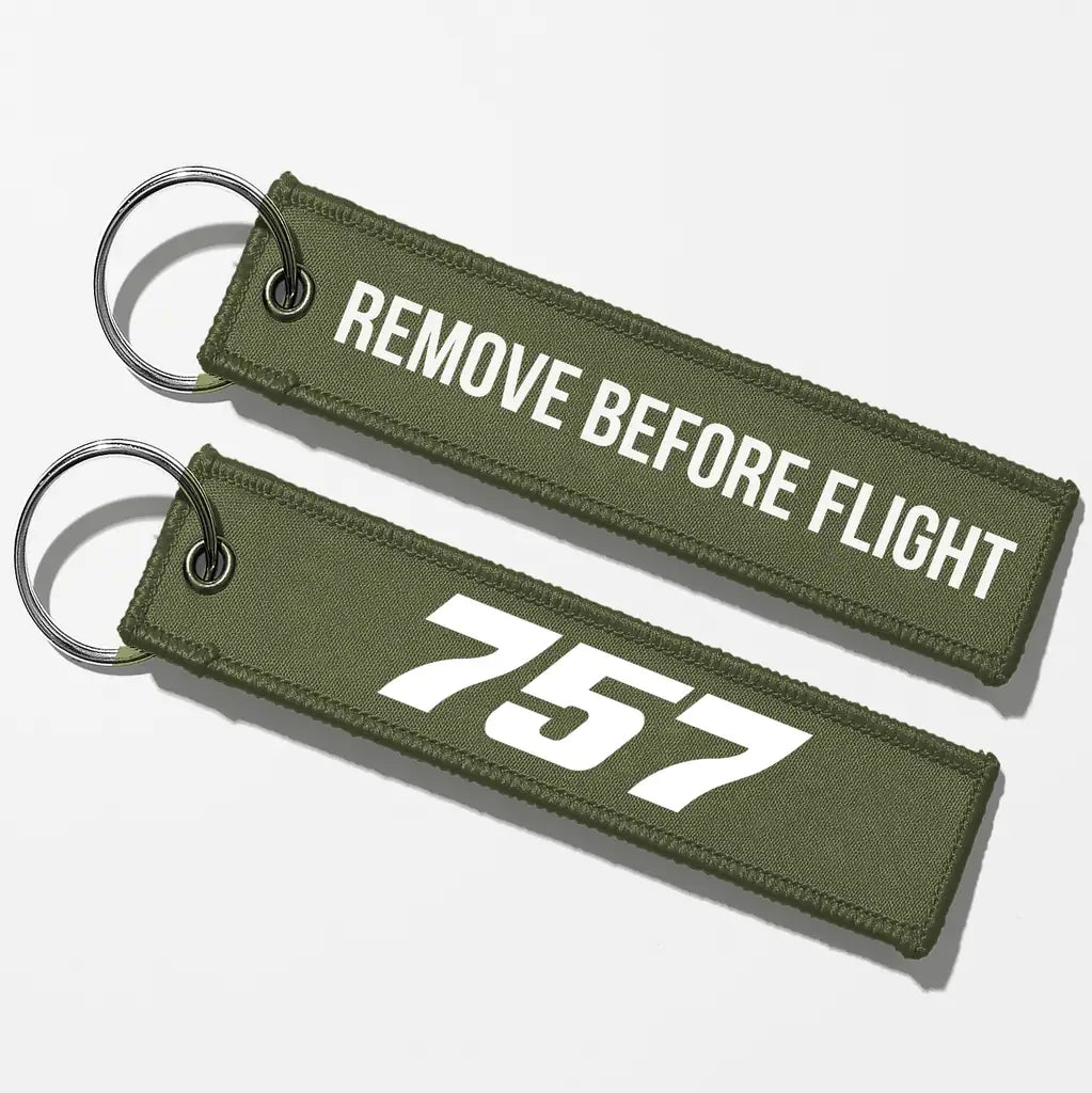 Boeing 757 Flat Text Key Chains - Green Army - Remove Before Flight