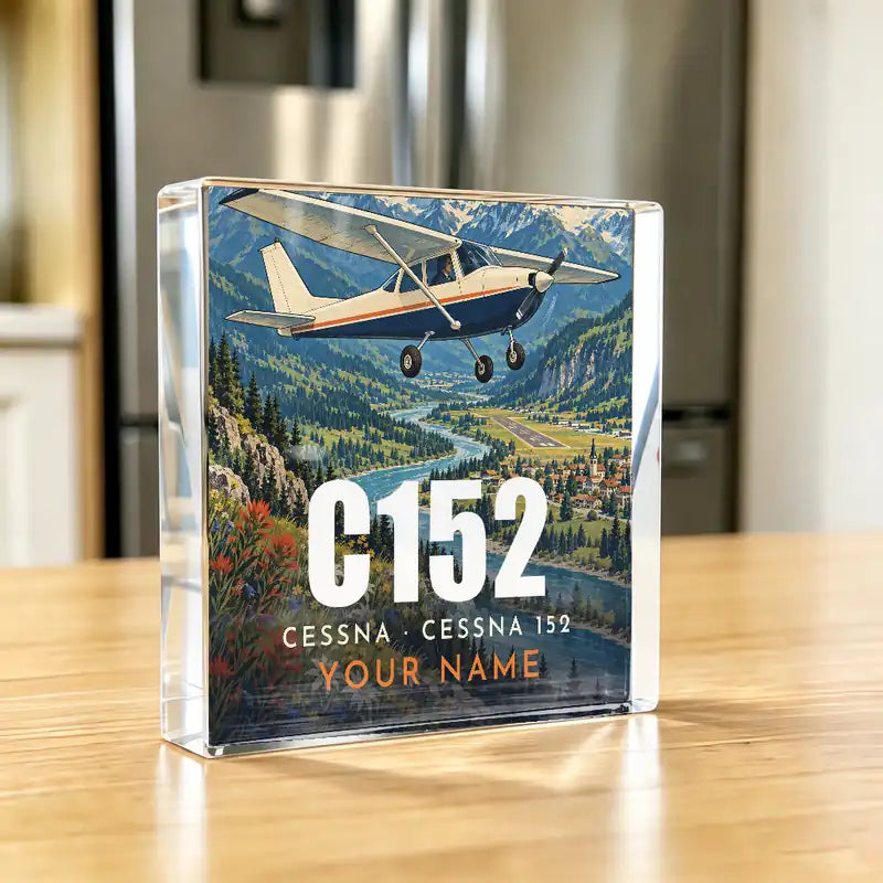 Cessna 152 - Crystal Ornament - 3D + Name - Kitchen