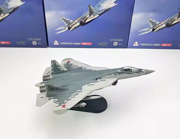 1/72 Sukhoi Su-57 Stealth Multirole Fighter Airplane Model