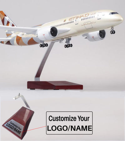 Side view of Etihad Airways Boeing 787 Airplane Model (1/130 Scale) aviation LED model airplane in diecast metal with LED lig.