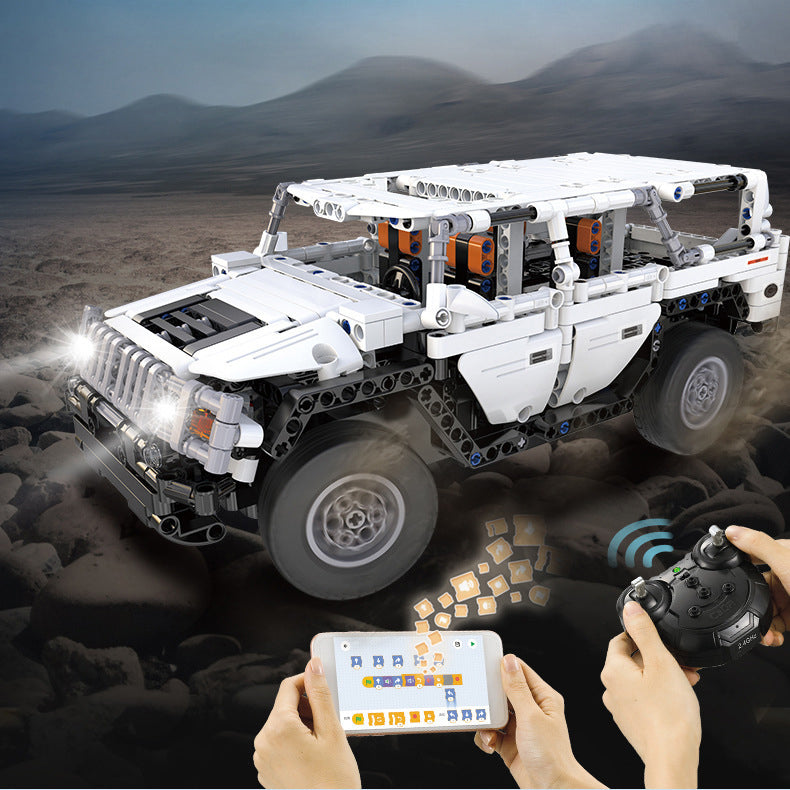 575Pcs Remote Control Car Warrior H2 For RC Building Blocks Car Model
