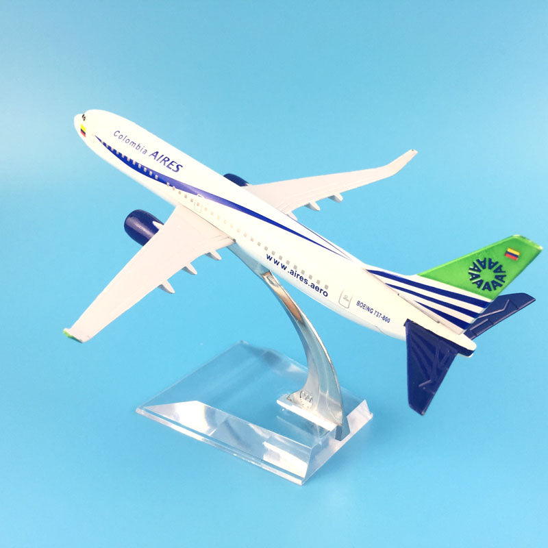 COLOMBIA AIRES Boeing737 B737-800 Airplane Model (16CM)