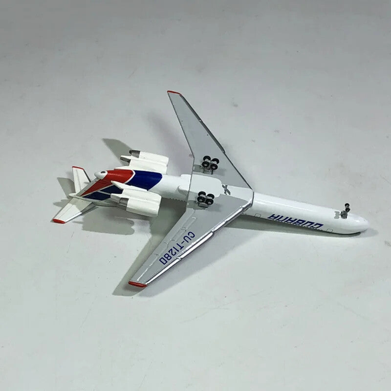 Ilyushin Il-62M  Cubana Airlines Airplane Model (1:500 Scale)