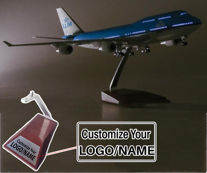 Customisable Boeing 747 Model Airplane - view 2