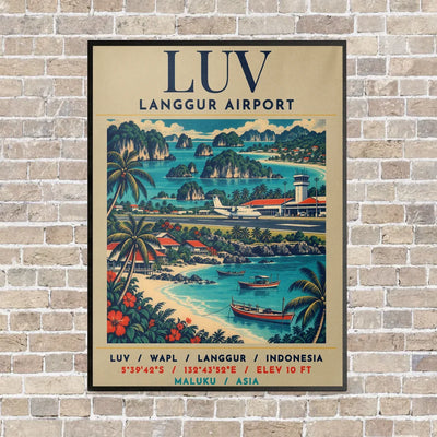 LUV - Poster - Canvas Framed - Beige