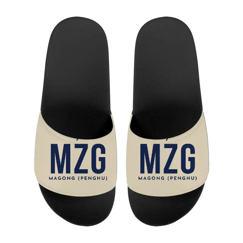 Magong Airport (MZG) Slippers & Flip Flops - Slippers - Sport - Code - Beige