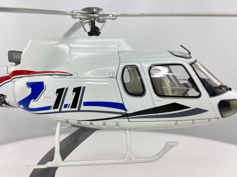 AS350 Squirrel China Version Z-11 Helicopter Model 1:60 Scale