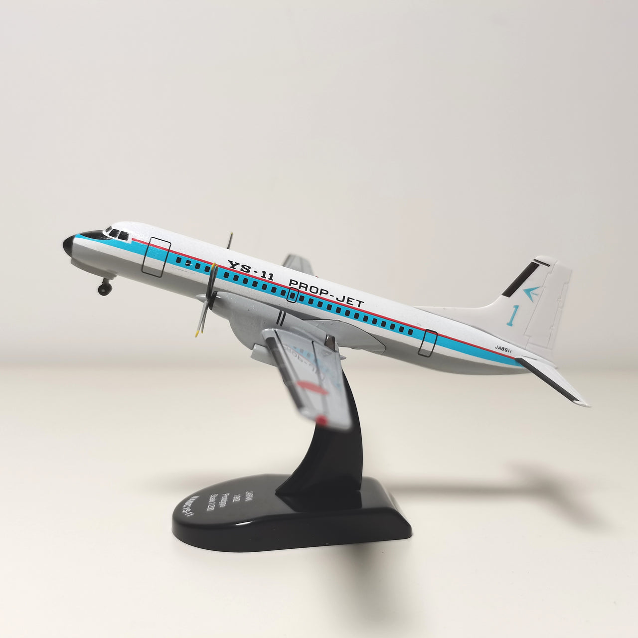 YS-11 PROP-JET Japan Airlines Airplane Model (1/200 Scale