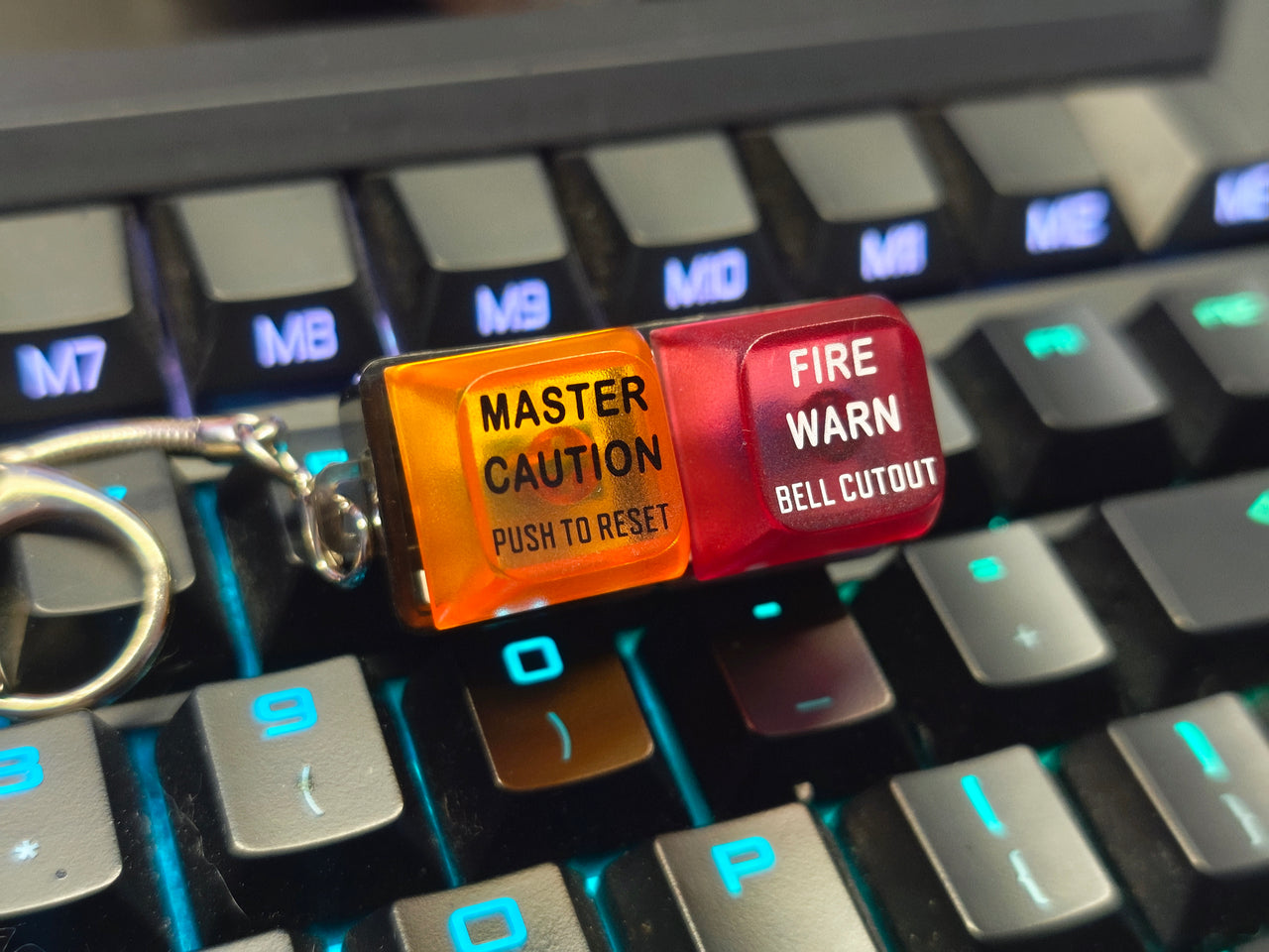 Boeing 737NG 737-800 737MAX Master Warning Light Key Chain