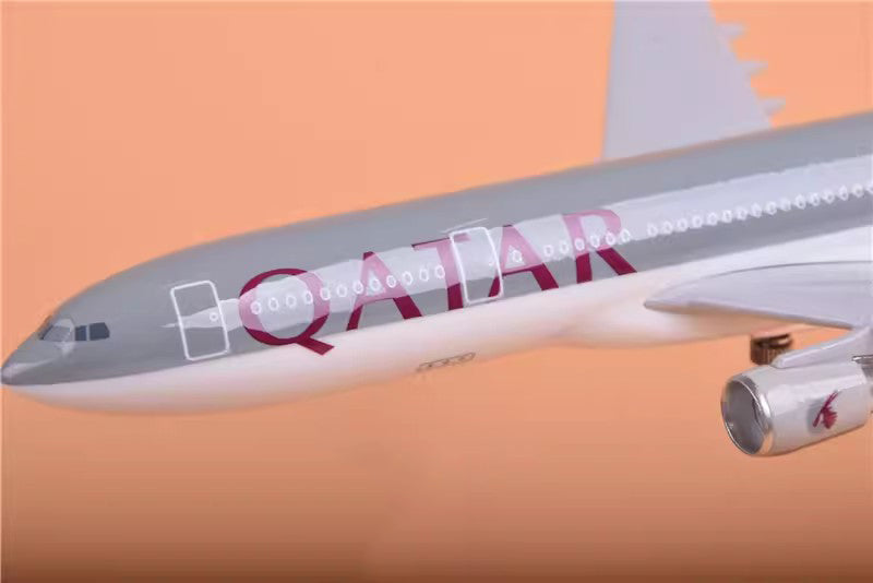 Qatar Airways Airbus A330 (Special Edition 30CM) Airplane Model