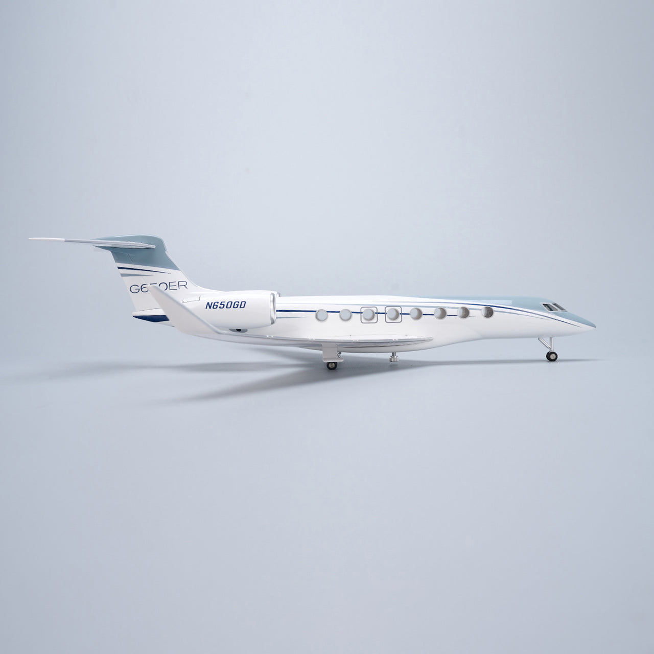 Gulfstream G650ER G650 Airplane Model (47CM)