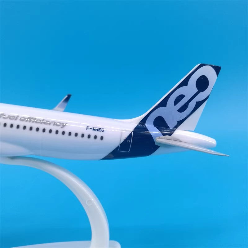 Airbus A320 Neo (Original Livery) Airplane Model (20CM)