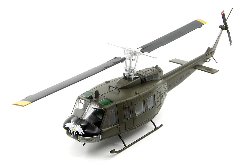 AF1 US Army UH-1H Helicopter 116th Hornet Squadron 674 # Helicopter Model 1/48 Scale
