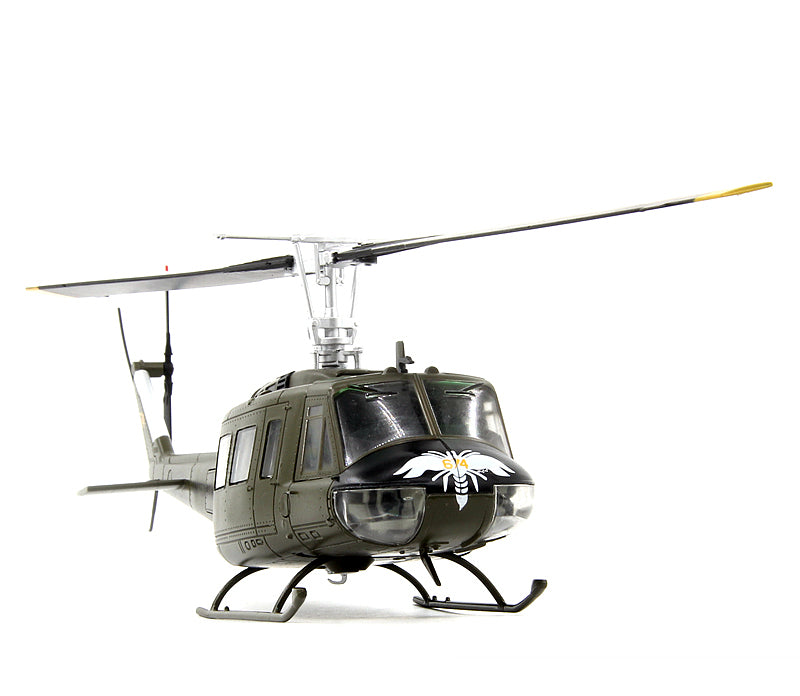 AF1 US Army UH-1H Helicopter 116th Hornet Squadron 674 # Helicopter Model 1/48 Scale