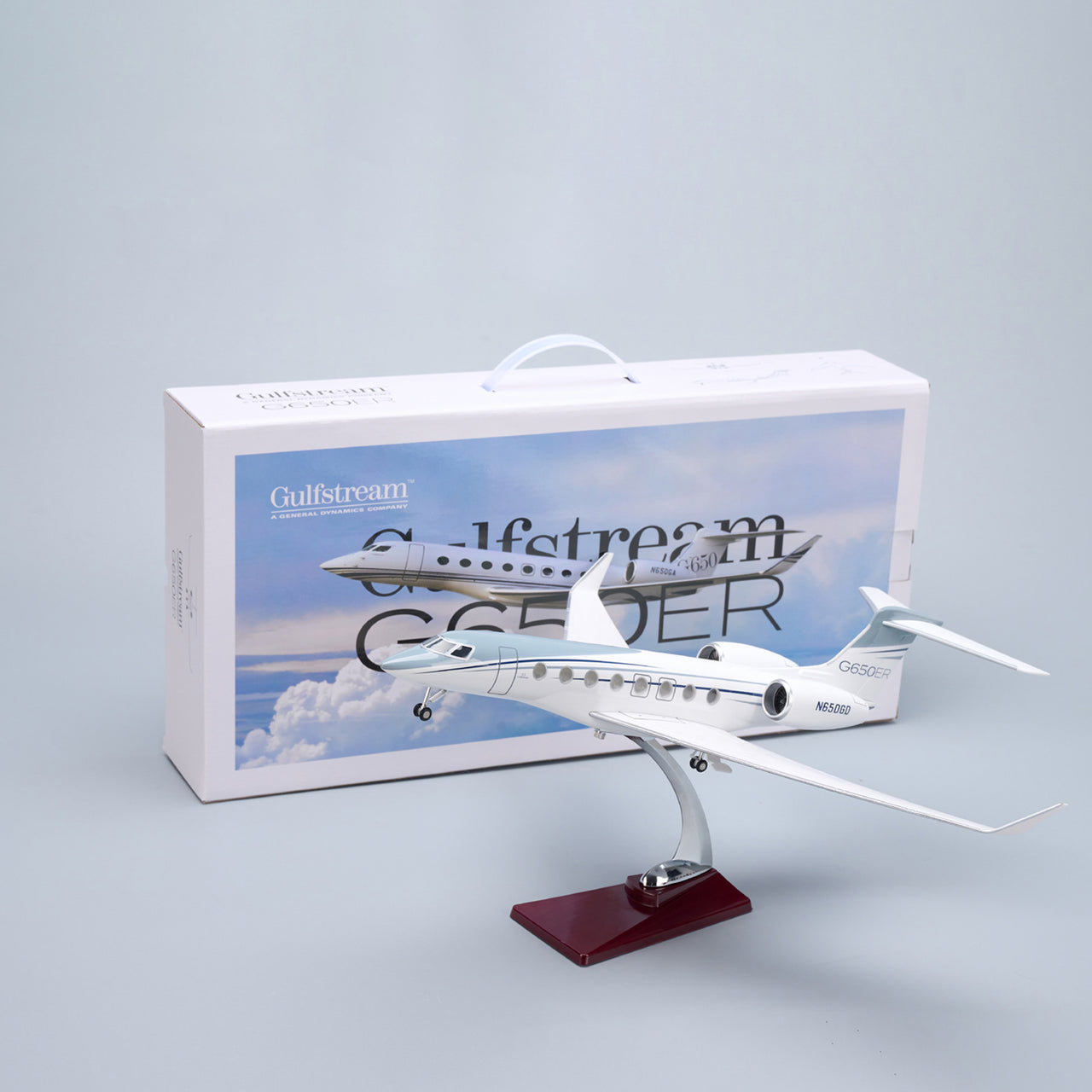 Gulfstream G650ER G650 Airplane Model (47CM)