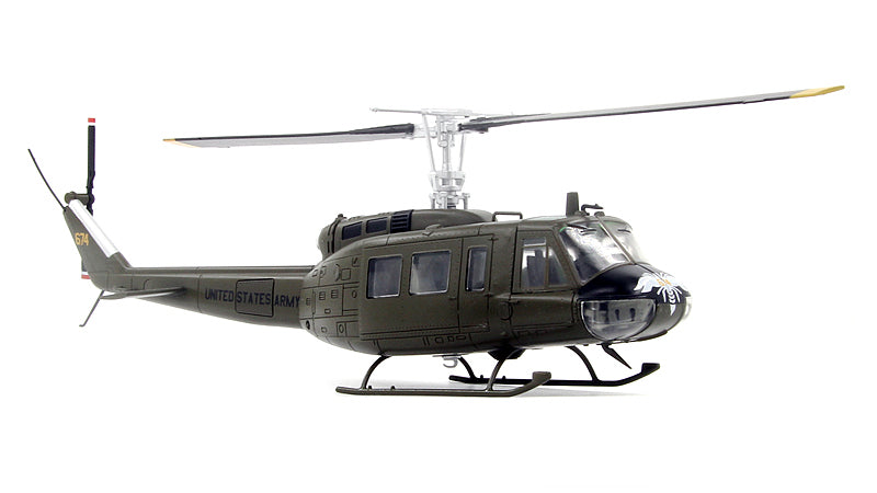 AF1 US Army UH-1H Helicopter 116th Hornet Squadron 674 # Helicopter Model 1/48 Scale - view 28