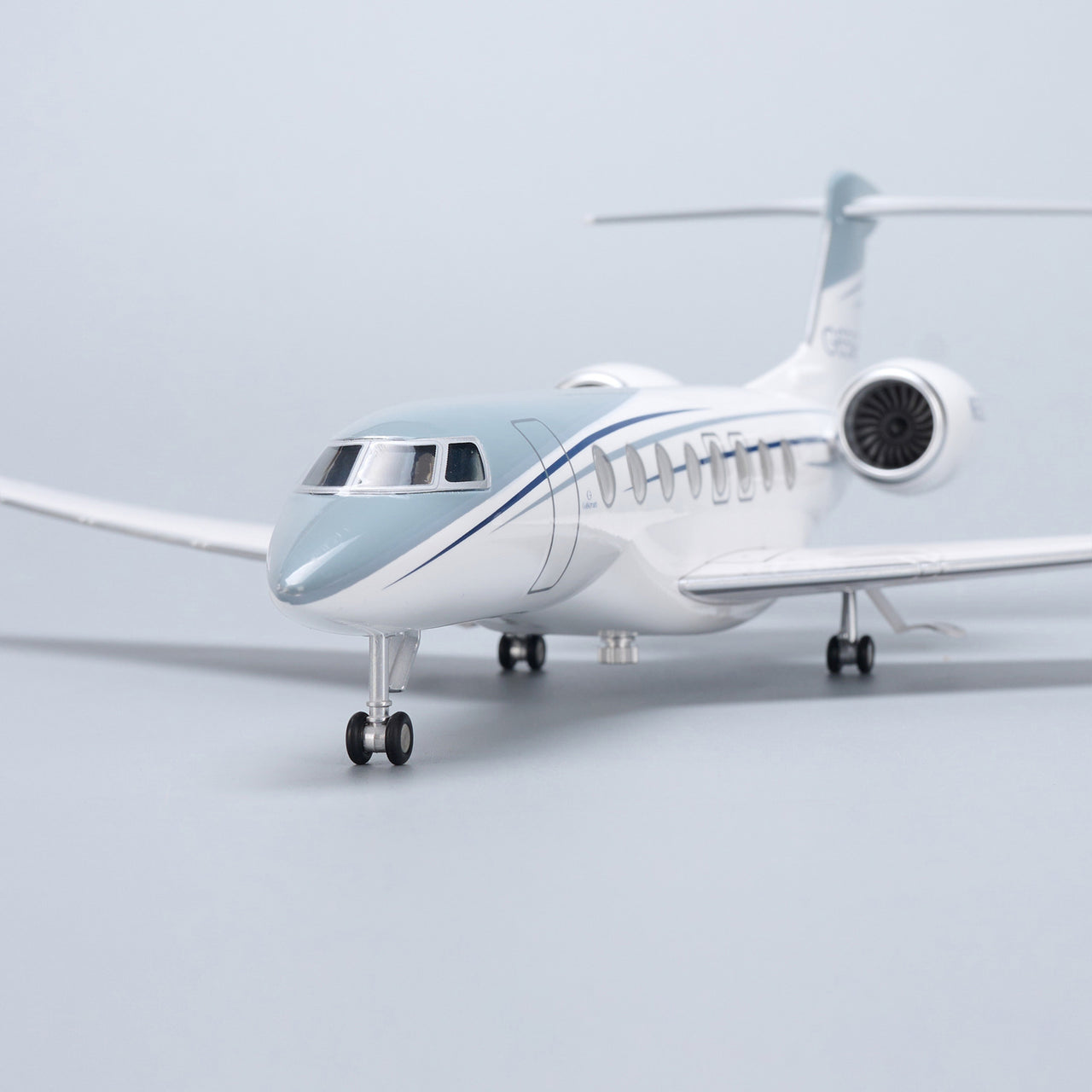 Gulfstream G650ER G650 Airplane Model (47CM)