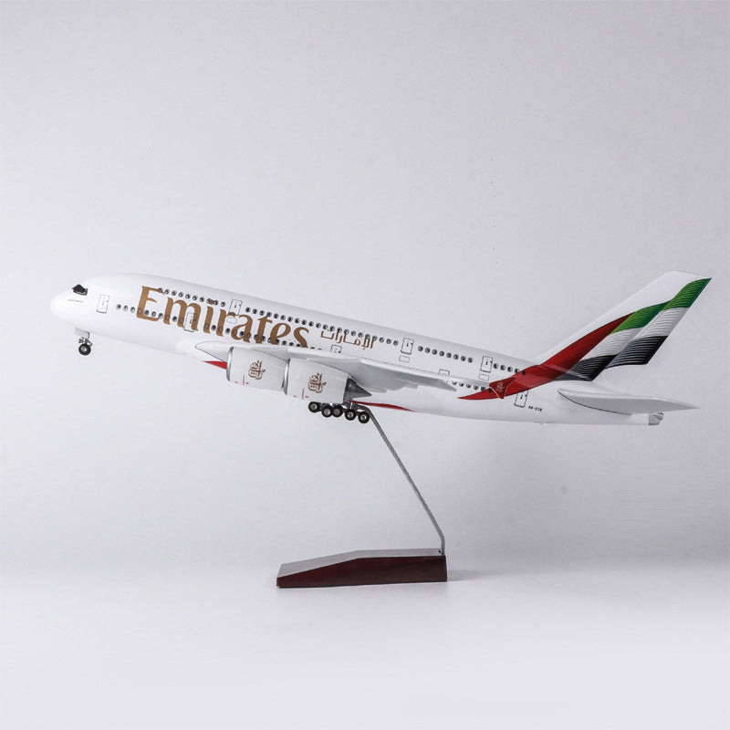 Emirates  Airbus A380 Airplane Model (1/160 Scale)