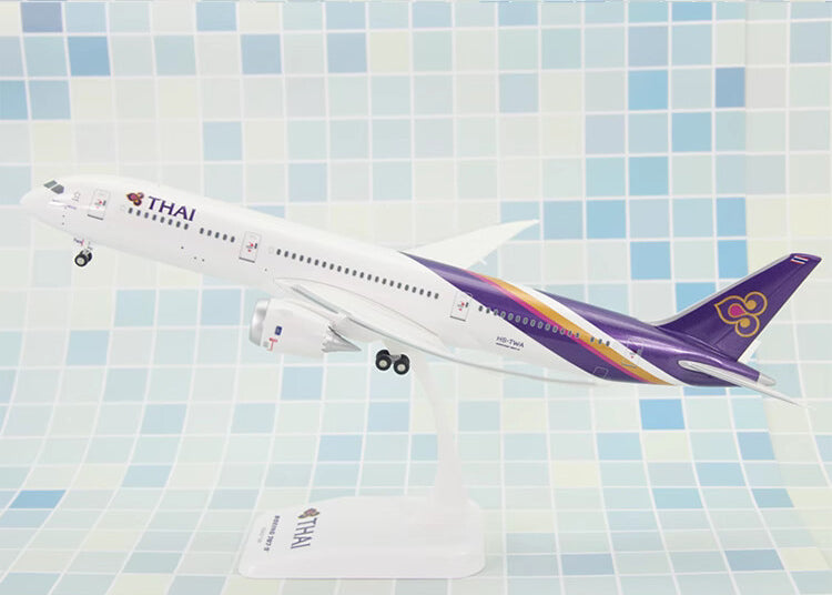 Thai Airways Boeing 787-9 Airplane Model (1：200 Scale)