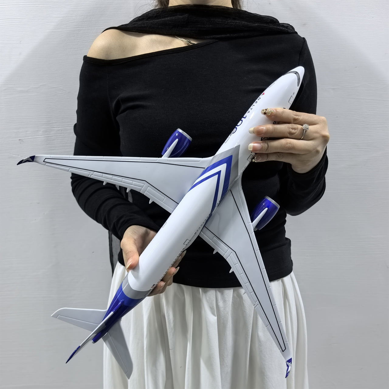 Delta Air Lines 100th anniversary (Centennial) Airbus A350 Airplane Model (1/84 Scale - 47CM)