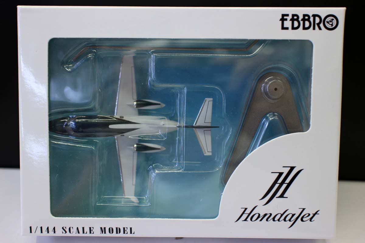 HONDAJET JET Business Jet Small Airplane Model (1/144 Scale)