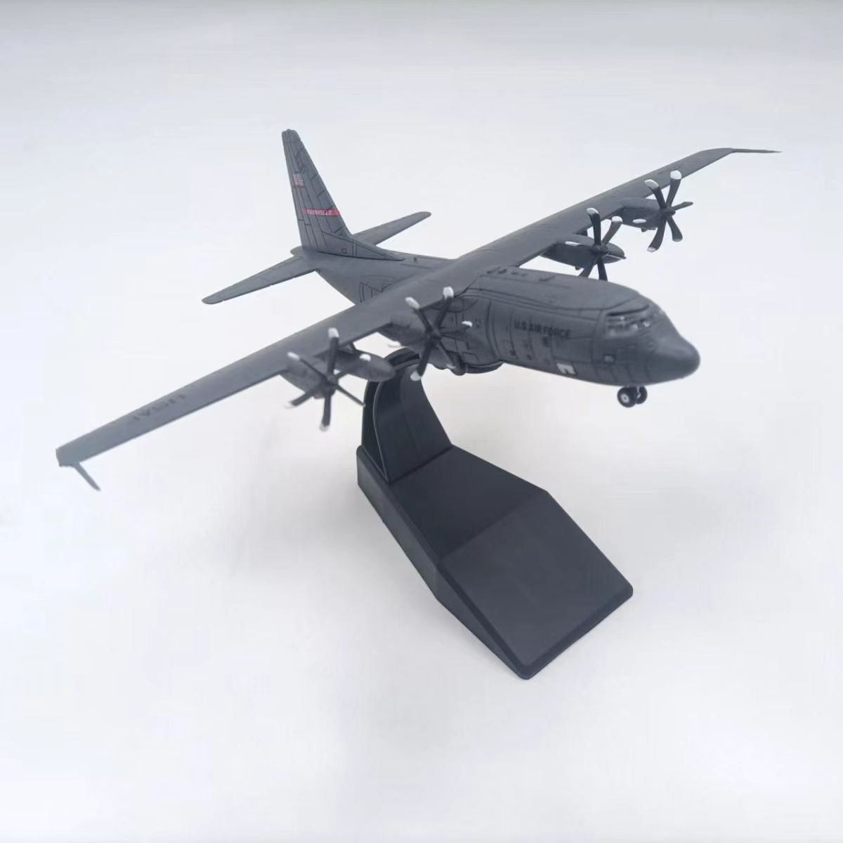 US Air Force C-130J Super Hercules Transport Aircraft Airplane Model Scale 1:200