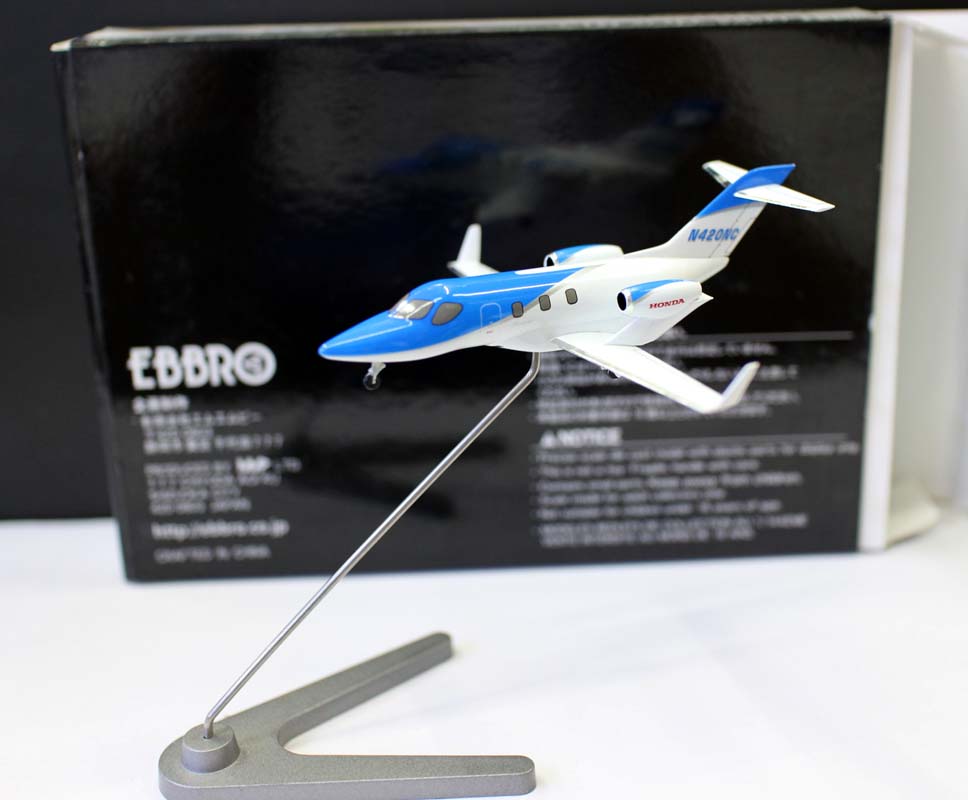 HONDAJET JET Business Jet Small Airplane Model (1/144 Scale)