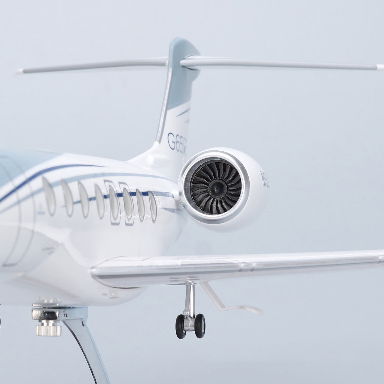 Gulfstream G650ER G650 Airplane Model (47CM)