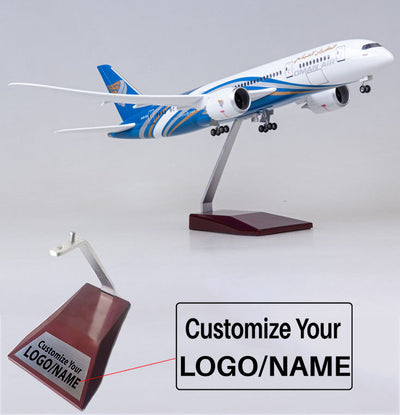 Side view of Oman Air Boeing 787 Airplane Model (1/130 Scale) aviation LED model airplane in diecast metal with LED lighting.
