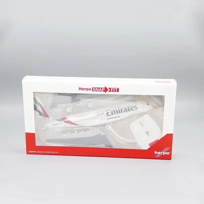 EMIRATES Air Airbus A380-800 Airplane Model (1/250 Scale)