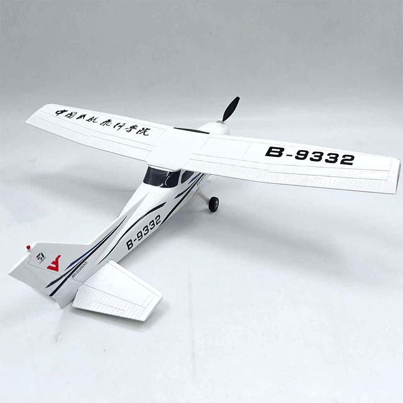 Classic CESSNA 172 SKYHAWK Airplane Model (1:60 Scale 28CM)