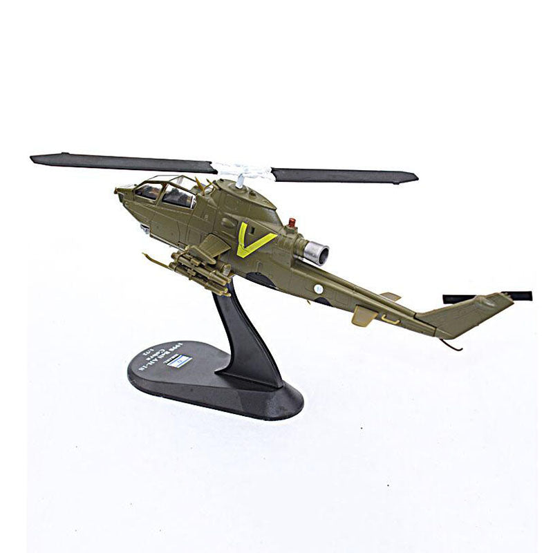 AH-1S BELL 214ST Cobra Attack Air Force Helicopter Model 1/72 Scale
