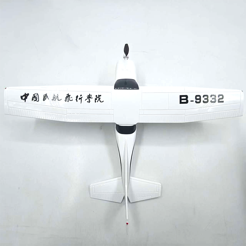 Classic CESSNA 172 SKYHAWK Airplane Model (1:60 Scale 28CM)