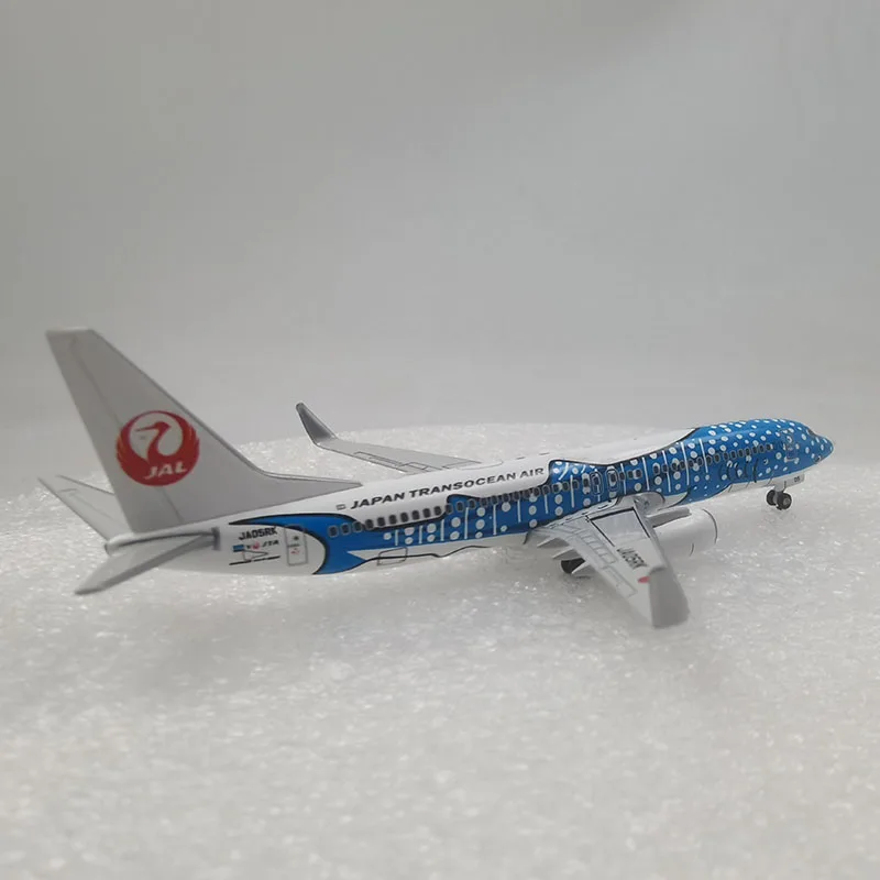 Blue Whale JAL JA05RK Boeing 737 B737-800 Airplane Model (1/400 Scale)