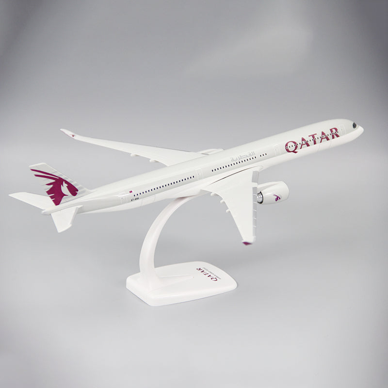 QATAR Airbus A350-1000 Airplane Model(1/200 Scale)