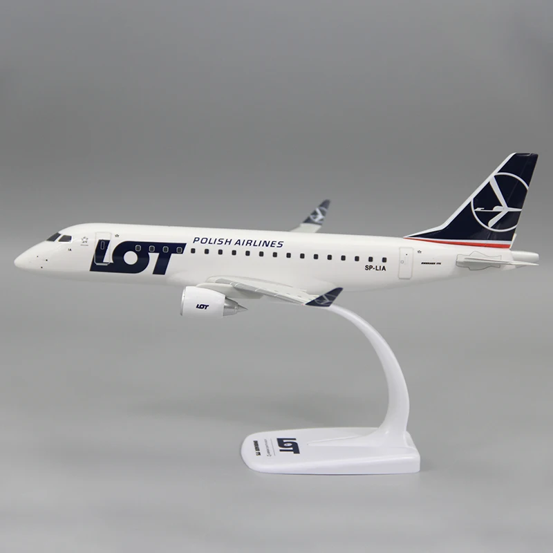 LOT Polish Air E175 E-175 Airplane Model (1/100 Scale)