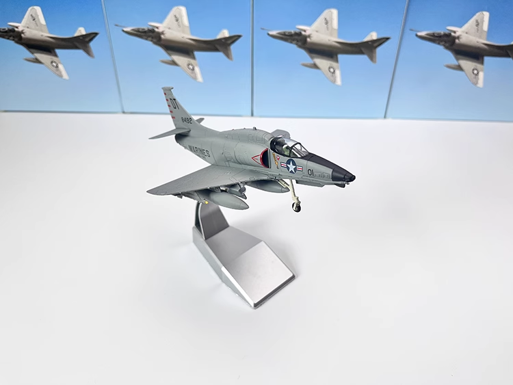 1/72 Douglas A-4 Skyhawk  Attack Aircraft Airplane Model