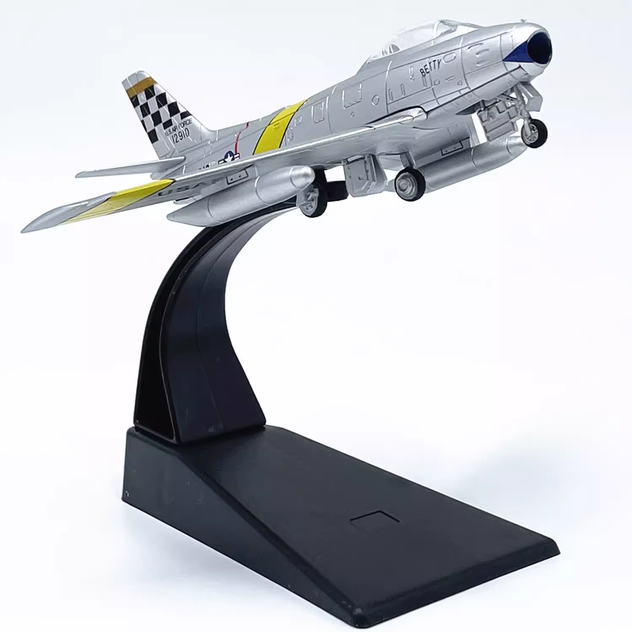 1:100 United States North American F-86 Sabre Fighter Aircraft Airplane Model