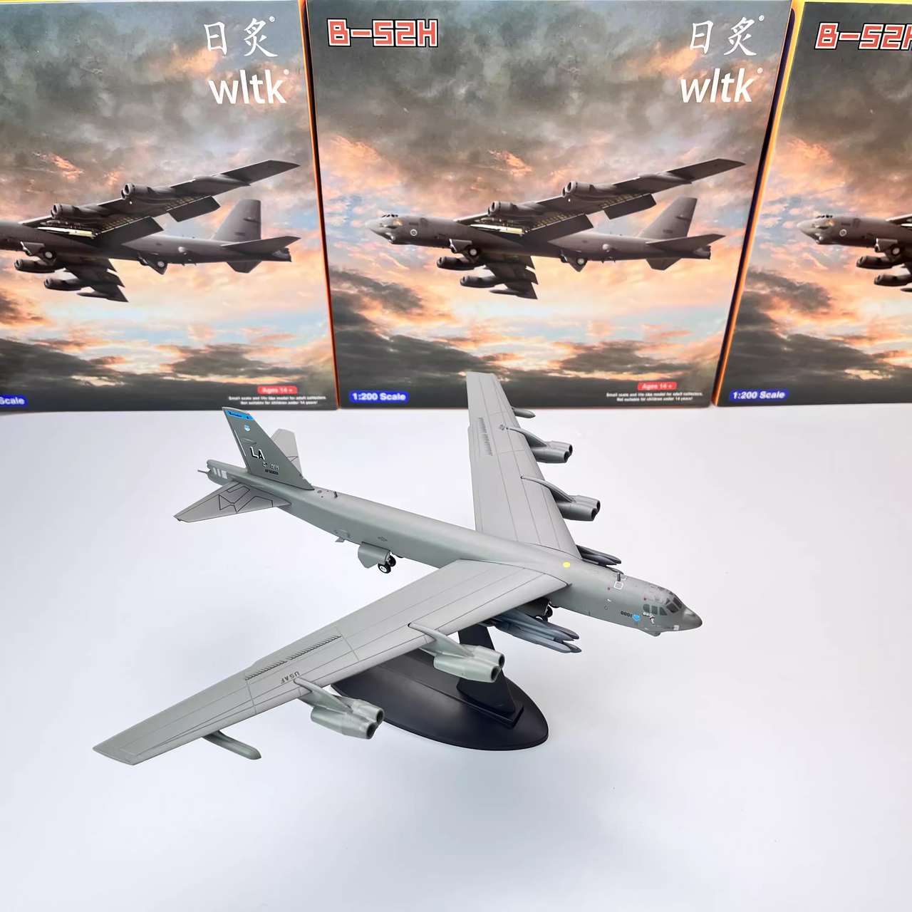 1/200 Boeing B-52 stratofortress pesawat pengebom strategik Airplane Model
