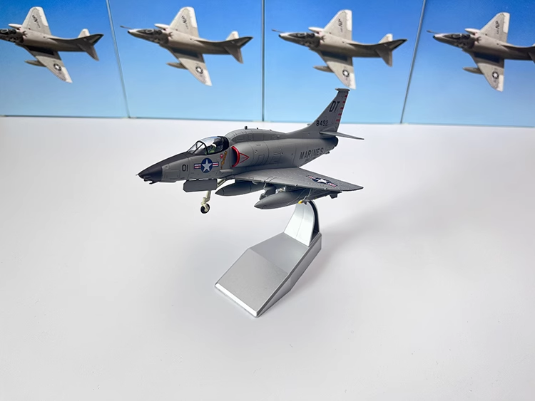 1/72 Douglas A-4 Skyhawk  Attack Aircraft Airplane Model