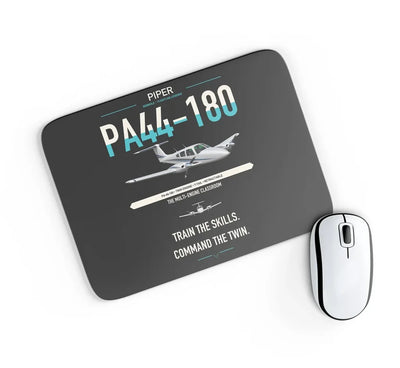Piper PA-44-180 Seminole design on black rectangle mouse pad