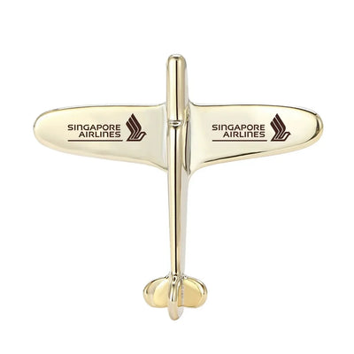 Singapore Airlines Airplane Shape aviation airplane-shape brooch, polished alloy body with engraved detail.
