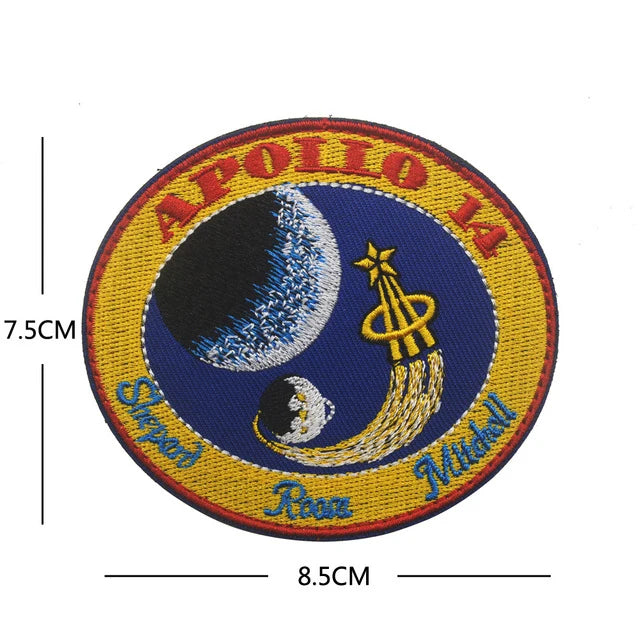 Space Badge Astronaut (27) Embroidered aviation design patch in embroidered fabric.