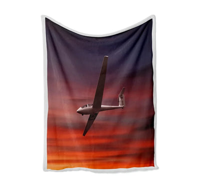 Cruising Glider at Sunset Bed Blankets & aviation print on soft fleece blanket.