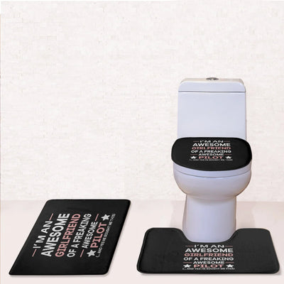 I am an Awesome Girlfriend Toilet Seat Cover Three-piece aviation print on soft fabric toilet seat cover set.
