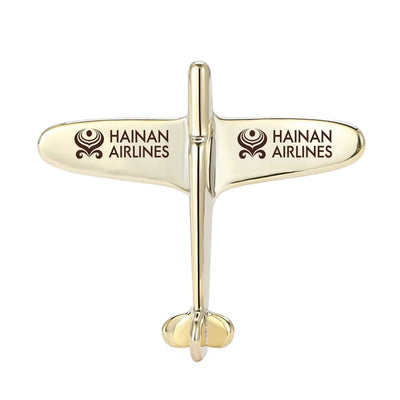Hainan Airlines Airplane Shape aviation-themed airplane-shape brooch, polished alloy.