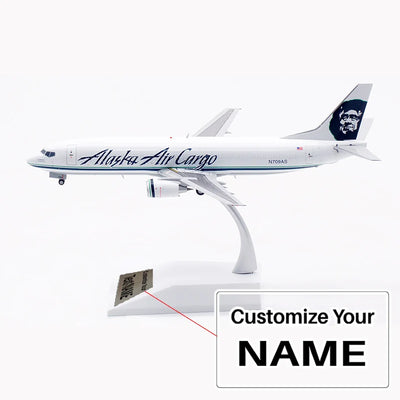 Side view of Alaska Airlines Boeing 737-400 Airplane Model (1/200) aviation 16-18cm scale model aircraft in diecast metal.